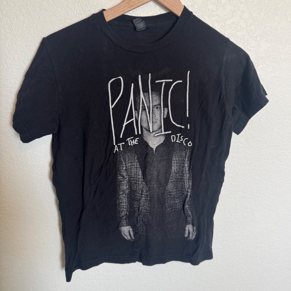 Emo Band Merch Panic! At the Disco Gospel Tour Tee Small Black